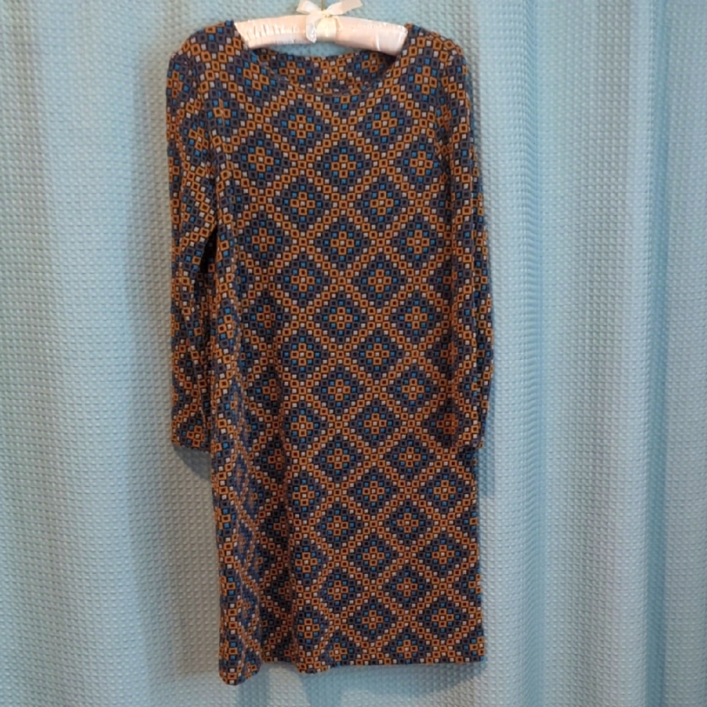 NWOT Sz Small Geometric Patterned Shift Dress